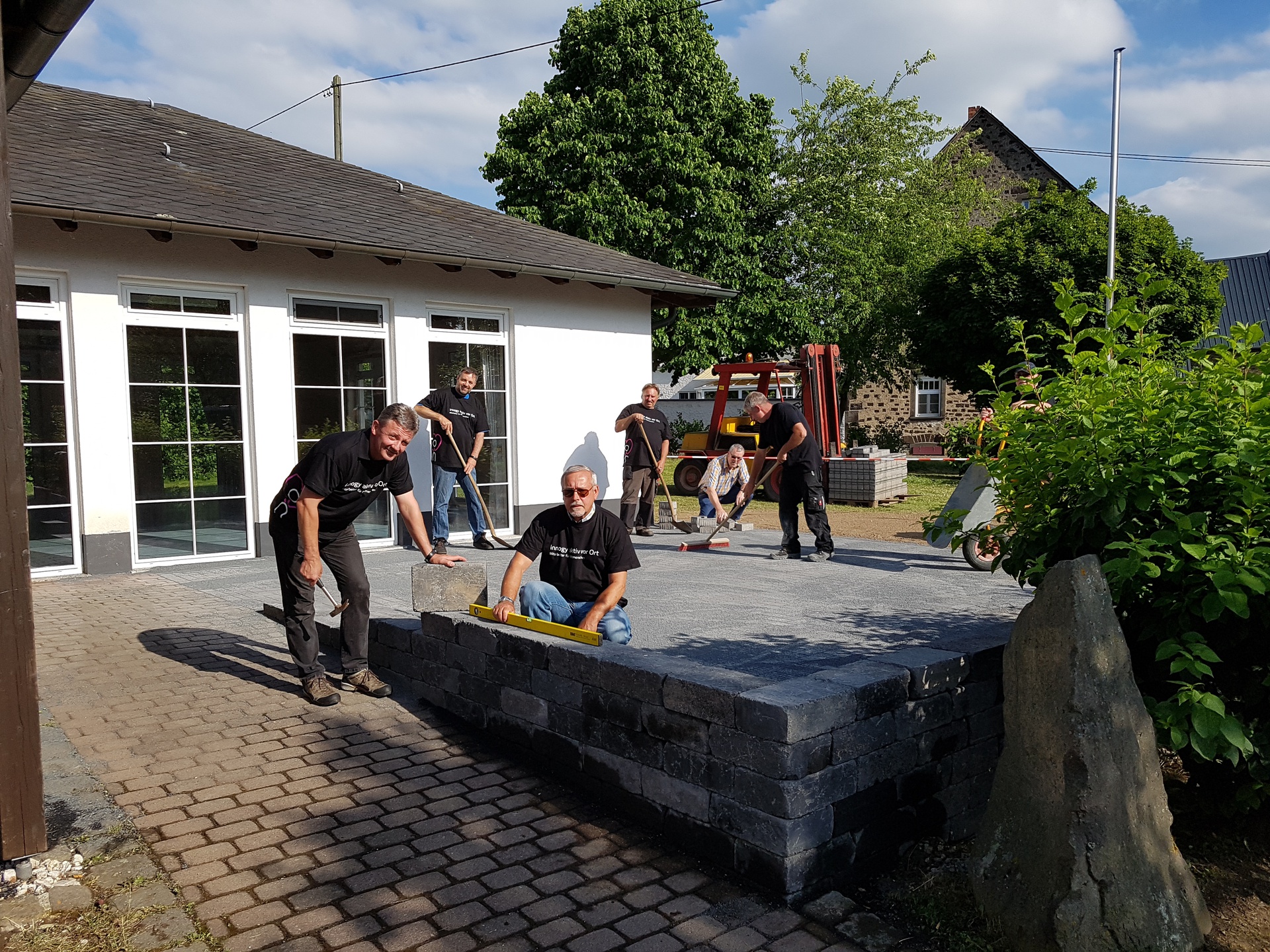 1920_170710-foto-innogykerbenneuerzugangzumgemeindehaus-653650.jpg
