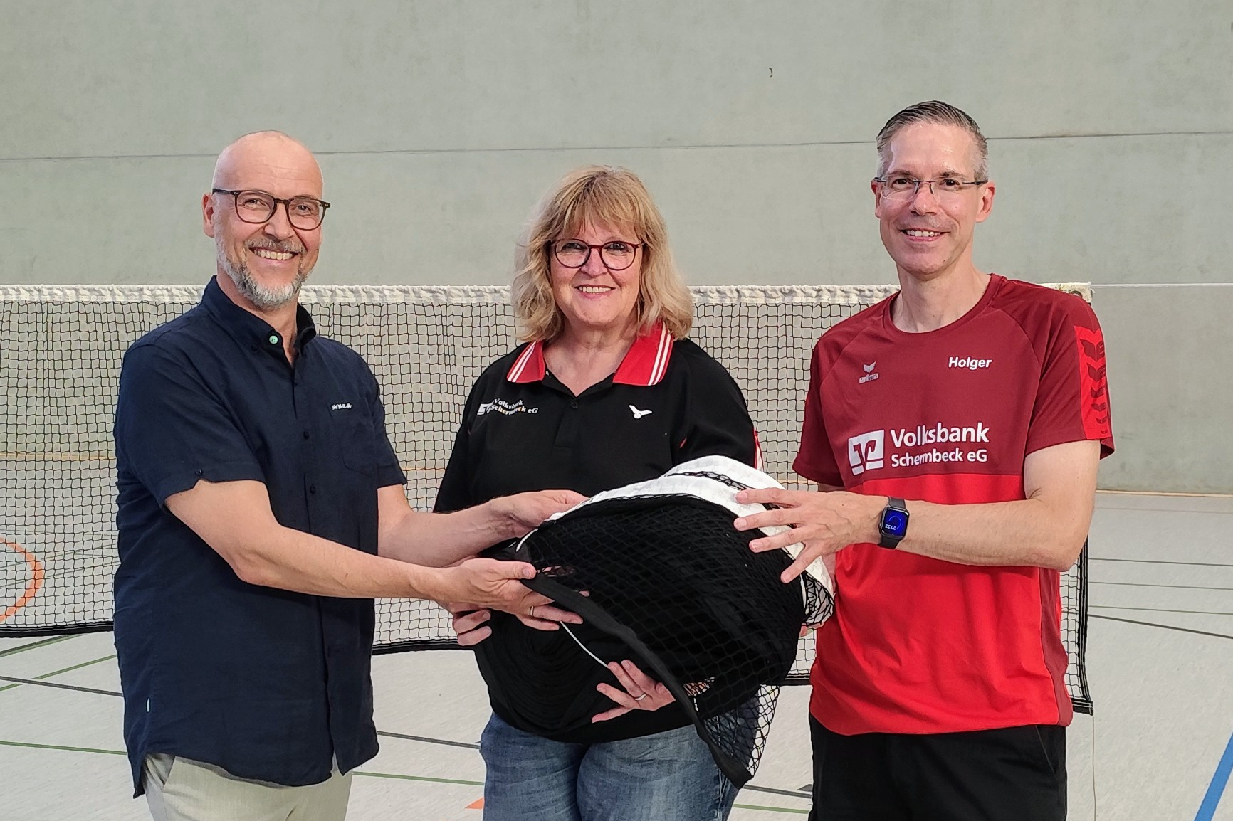 Neue Badminton-Netze für den SV Schermbeck e.V. 1912 
