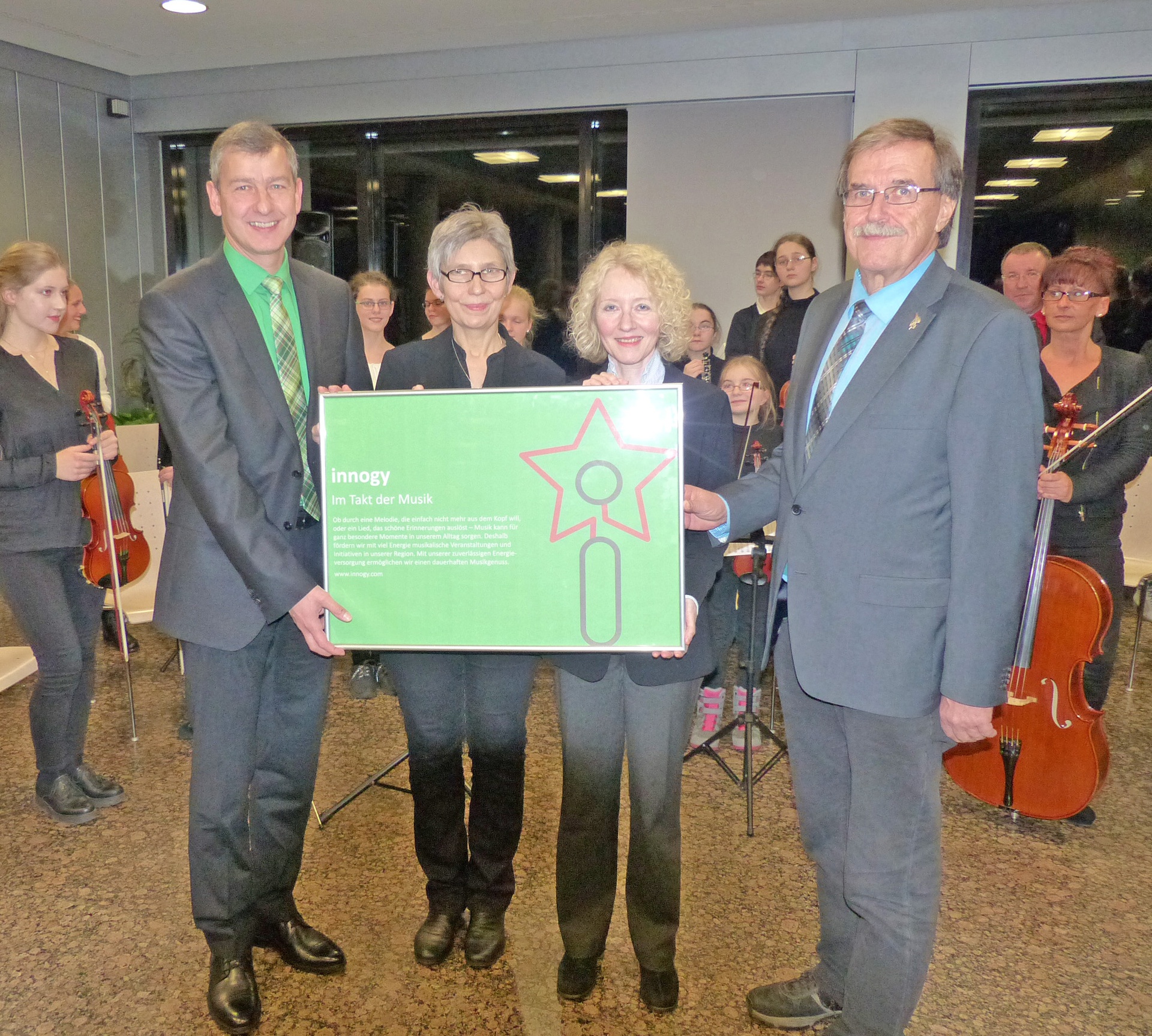 1920_161129adventskonzertkreismusikschule-655967.jpg