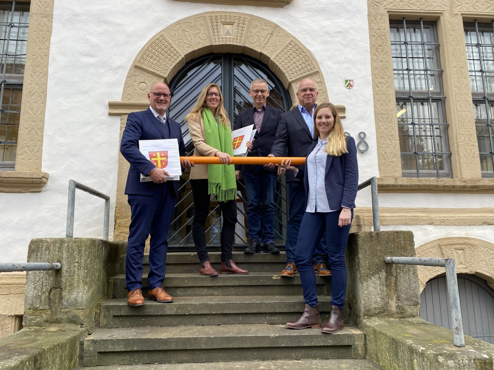 1920_221124-westenergie-unterzeichnungkv-nieheim.jpg