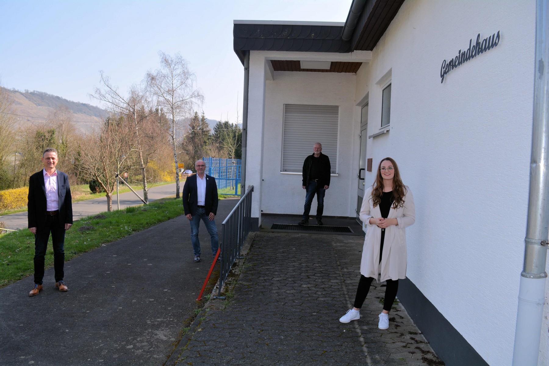 1920_220325-foto-westenergie-koumlvenig-dorfgemeinschaftshaus.jpg